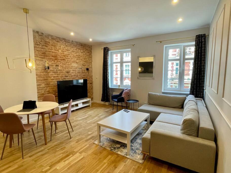 Luxury Apartment In Gliwice Near Town Square ภายนอก รูปภาพ